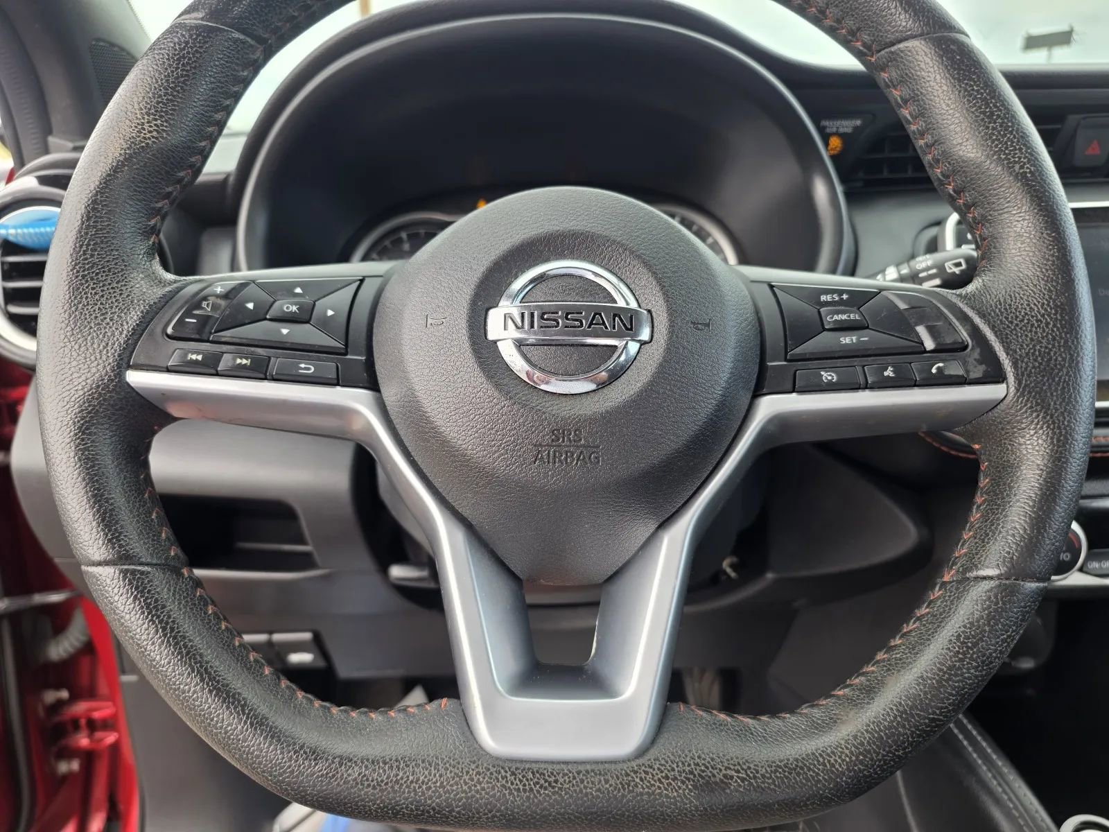 Used 2018 Nissan Kicks SR FWD image 22