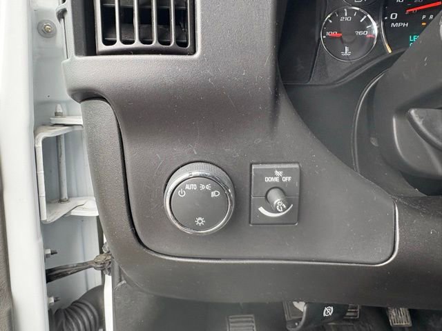 Used 2024 GMC Savana 2500 w/ Driver Convenience Package image 31