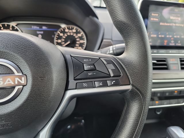 Used 2024 Nissan Altima 2.5 SV FWD image 16