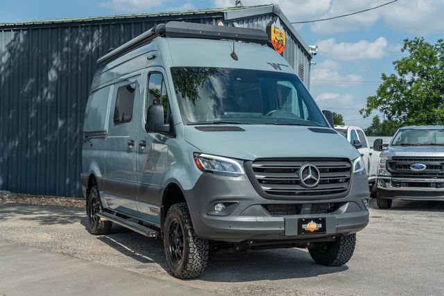 Used 2021 Mercedes-Benz Sprinter 2500 image 8