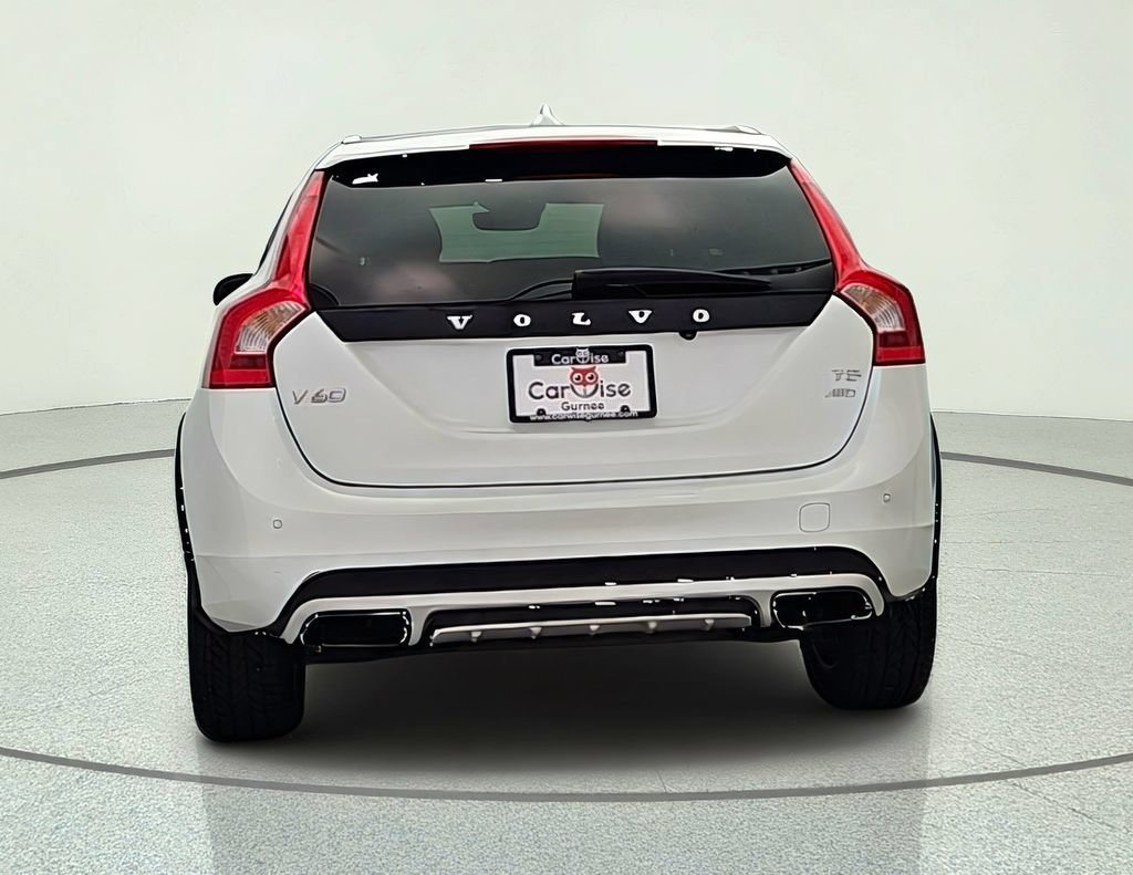 Used 2018 Volvo V60 T5 Cross Country AWD/4WD image 5