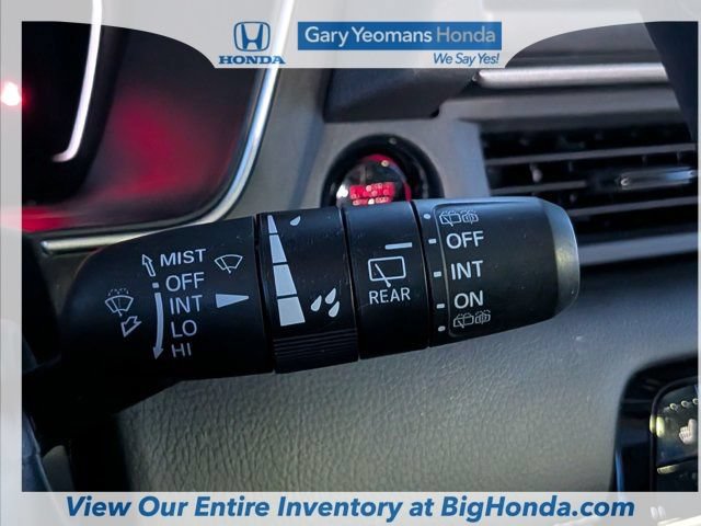 Certified 2025 Honda Pilot Touring image 32