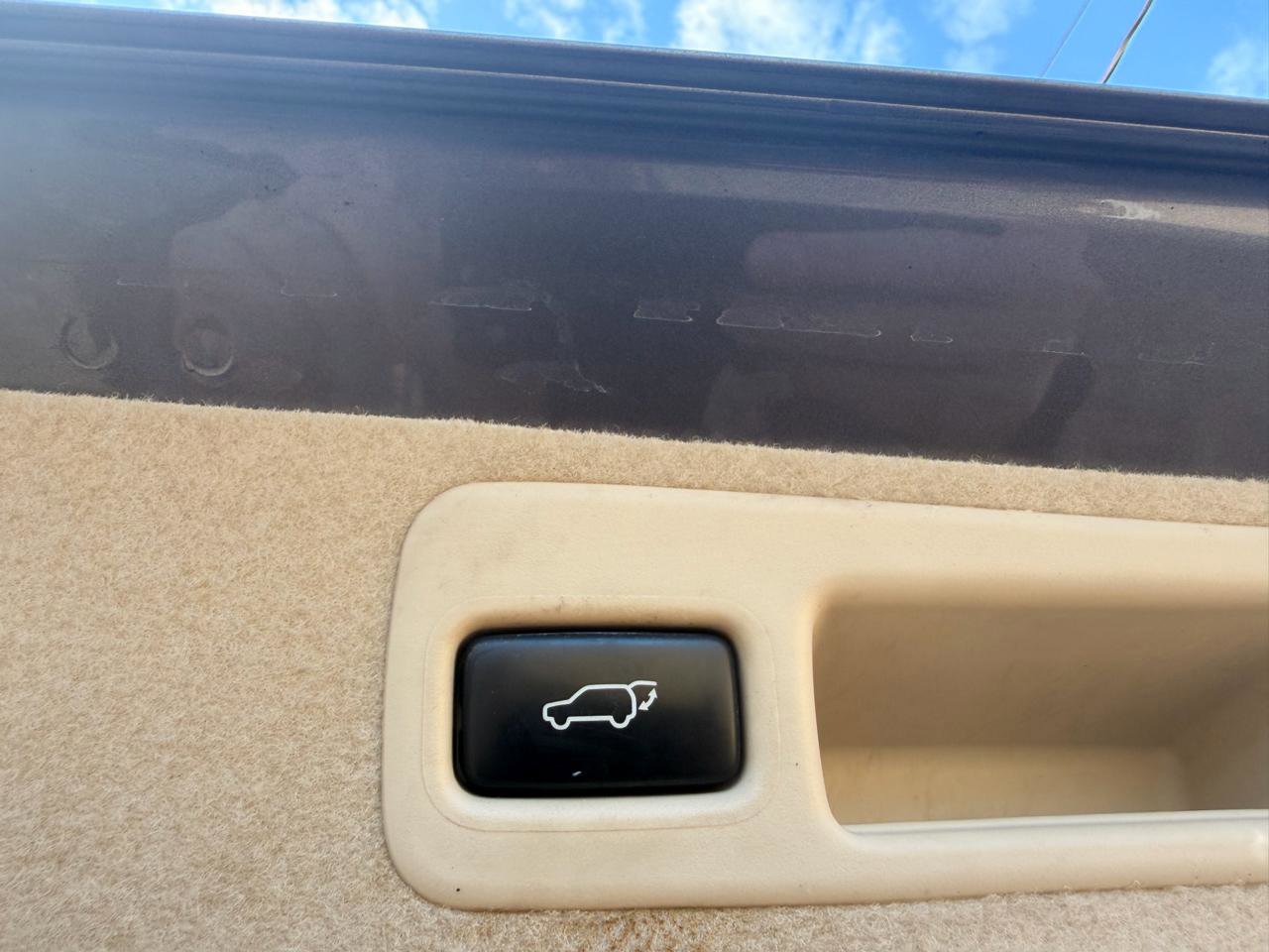 Used 2013 Lexus RX 450h AWD 4dr Hybrid w/ Navigation Pkg image 23