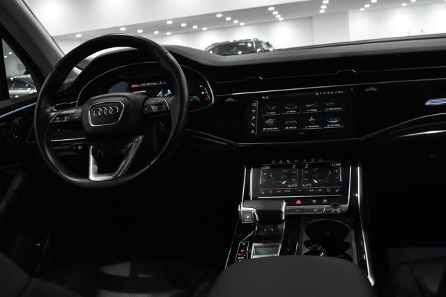 Used 2023 Audi Q7 3.0T Prestige image 18