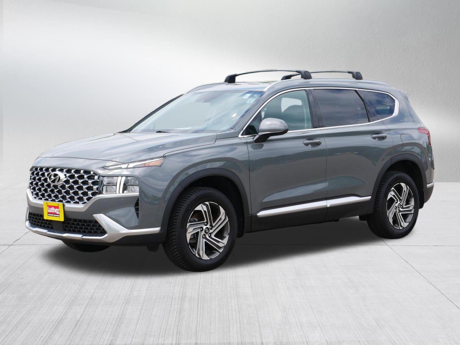 Used 2022 Hyundai Santa Fe SEL w/ Winter Weather Package AWD/4WD image 3