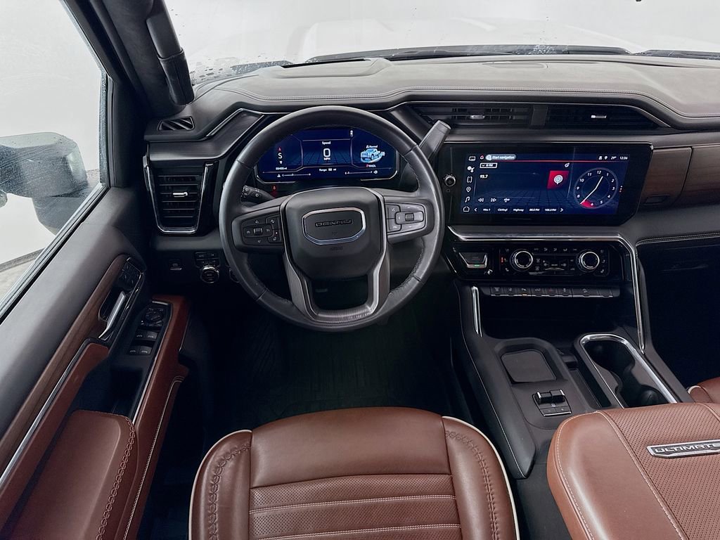 Used 2024 GMC Sierra 2500 Denali Ultimate image 25