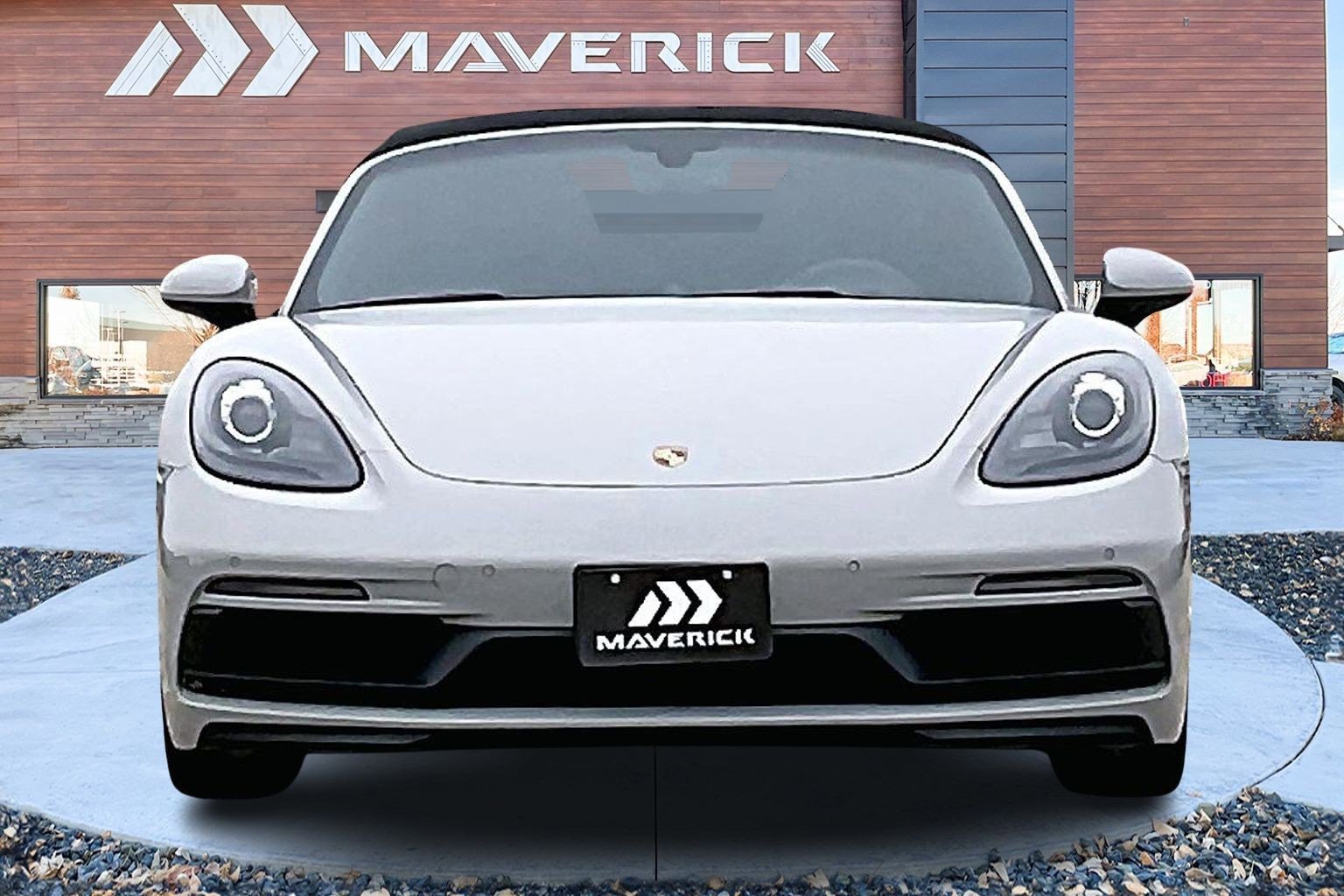 Used 2018 Porsche 718 Boxster GTS image 2