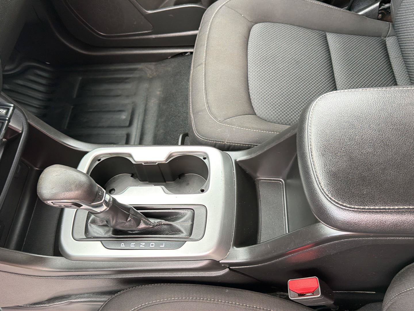 Used 2022 Chevrolet Colorado LT w/ Fleet Safety Package RWD image 16