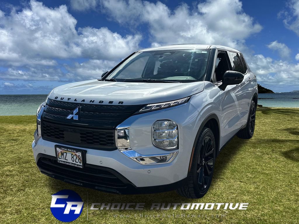 Used 2024 Mitsubishi Outlander SE Black Edition