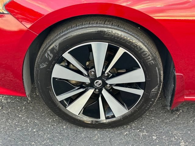 Used 2019 Nissan Altima 2.5 SV FWD image 8