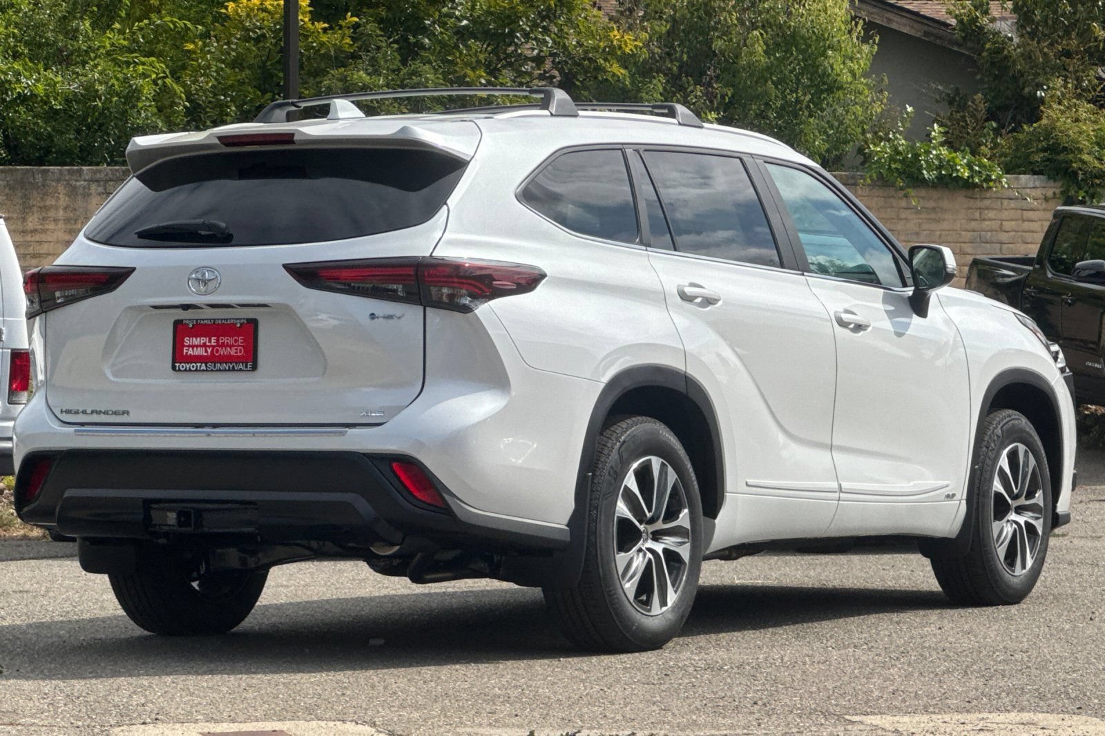 New 2026 Toyota Highlander XLE AWD/4WD video 3