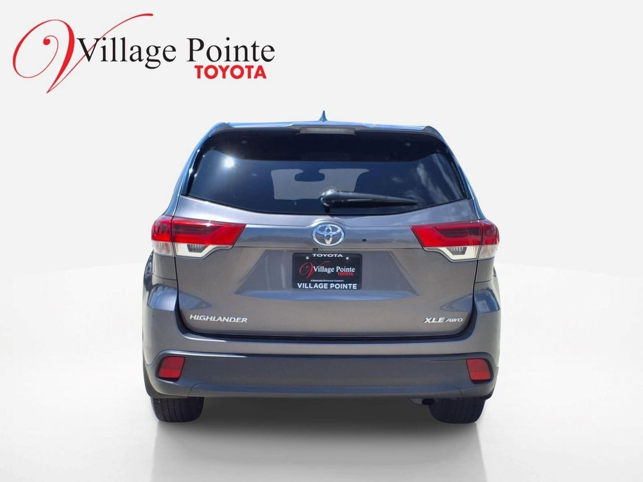 Used 2018 Toyota Highlander XLE AWD/4WD image 4