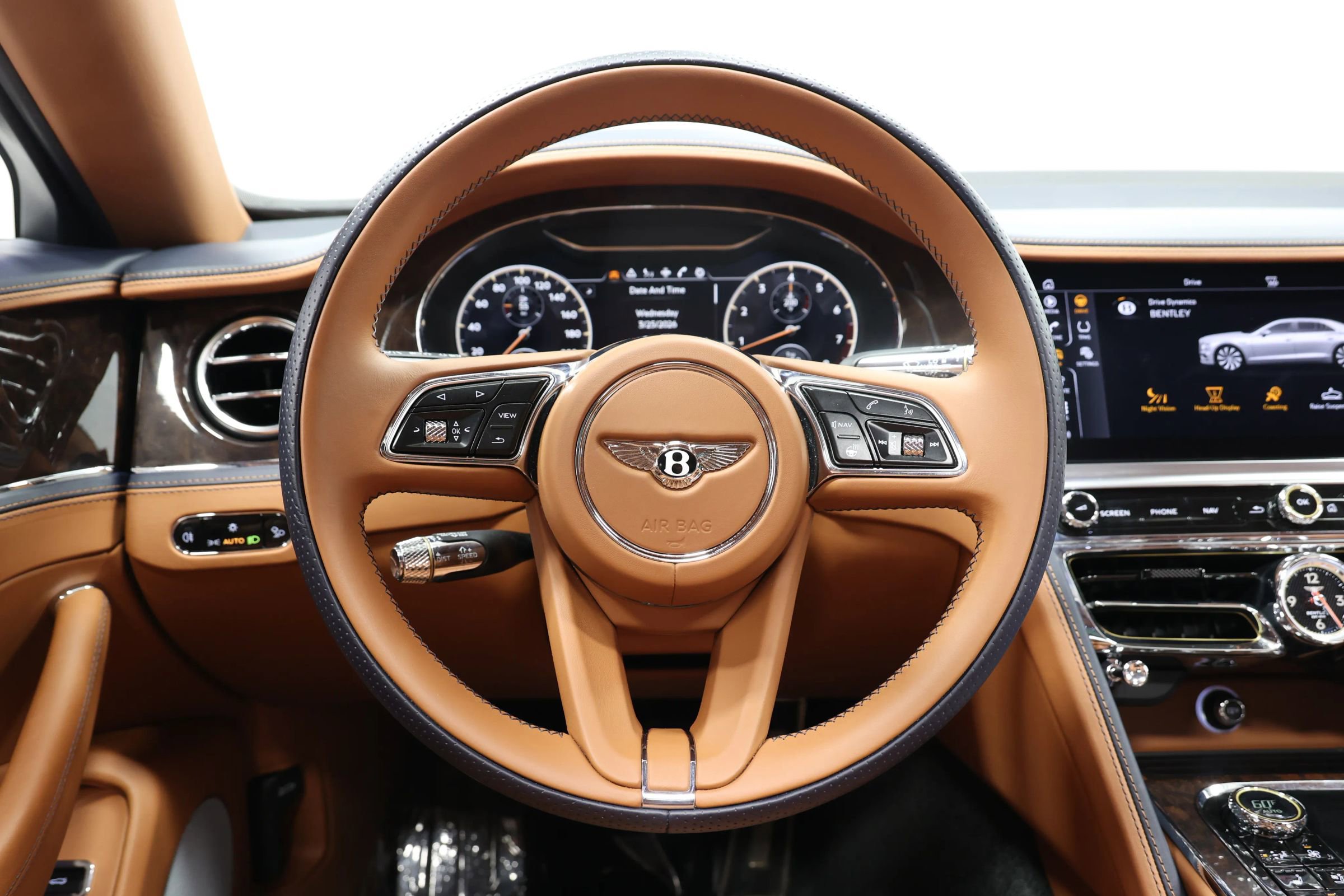 Used 2022 Bentley Flying Spur V8 AWD/4WD image 22