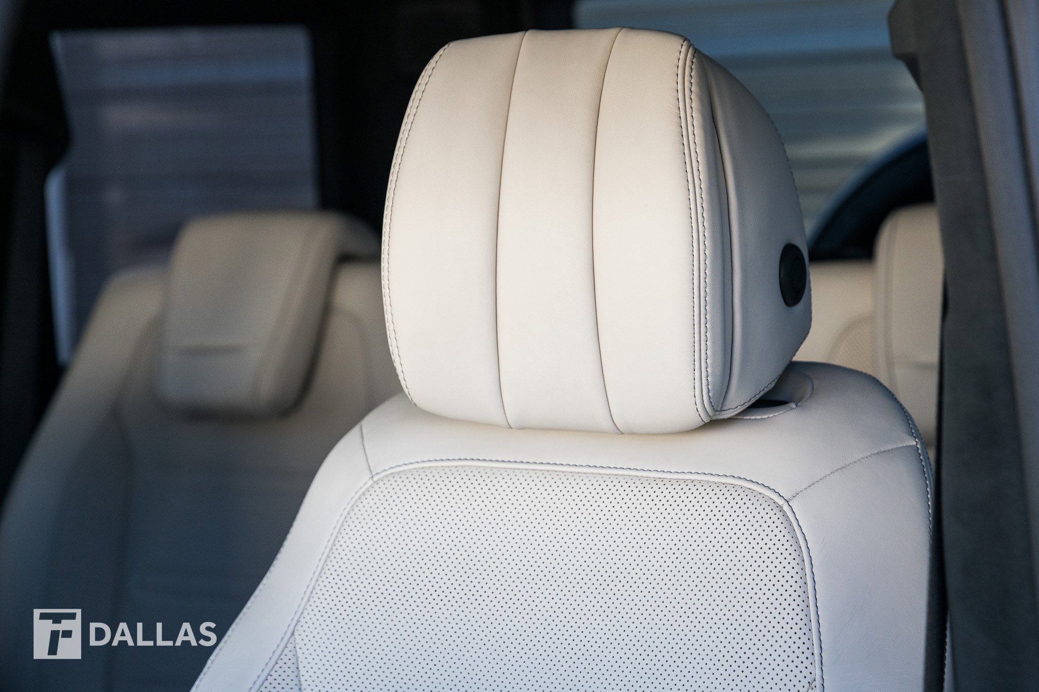 Used 2023 Mercedes-Benz G 550 image 24