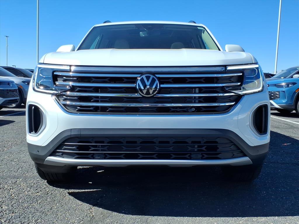 New 2026 Volkswagen Atlas SE image 2