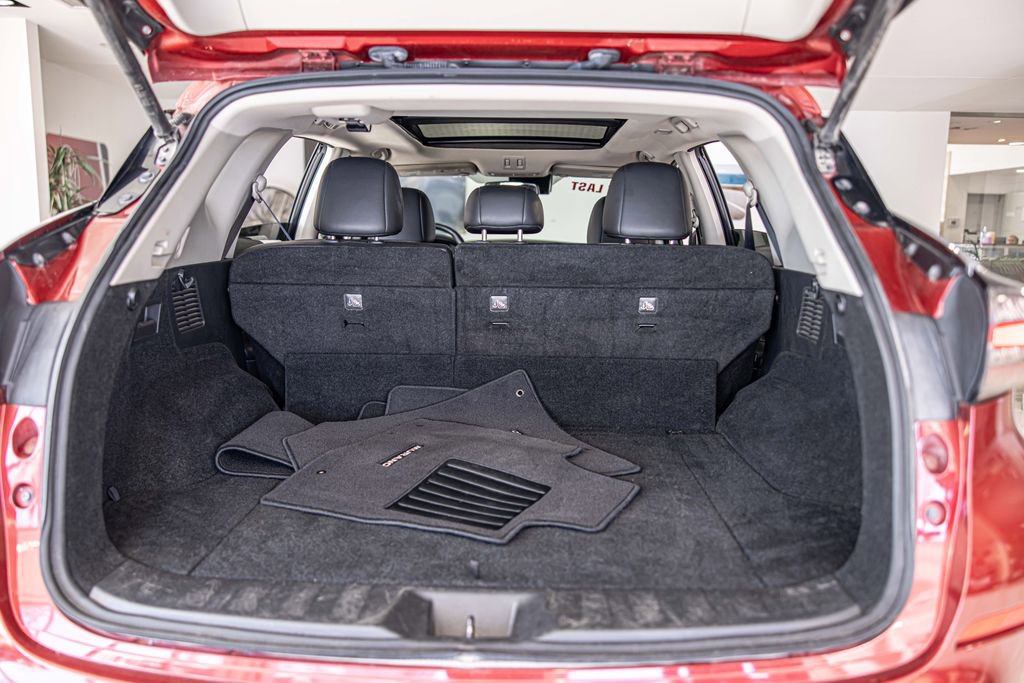 Used 2019 Nissan Murano Platinum AWD/4WD image 17