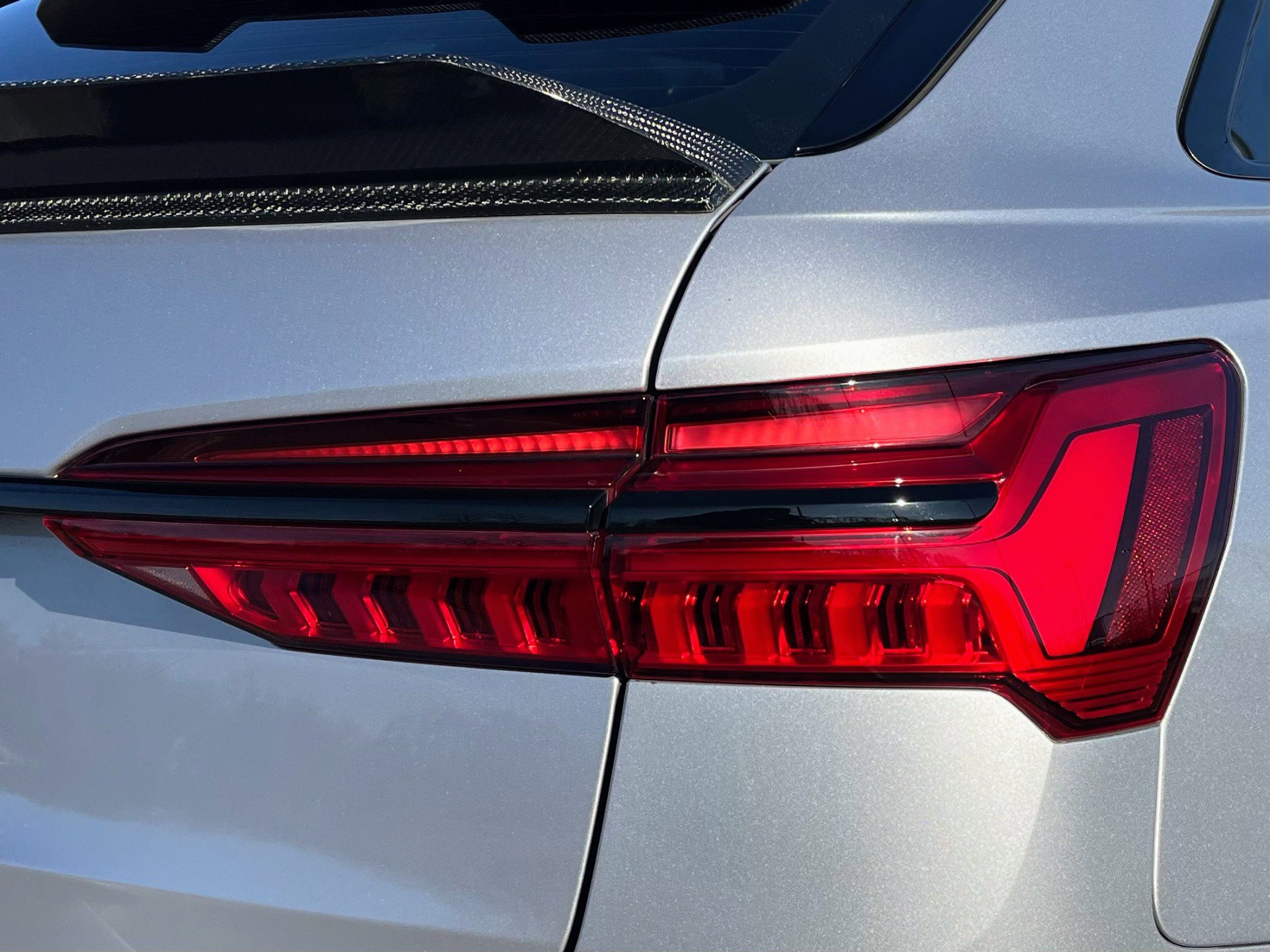 Used 2024 Audi RS 6 performance image 9