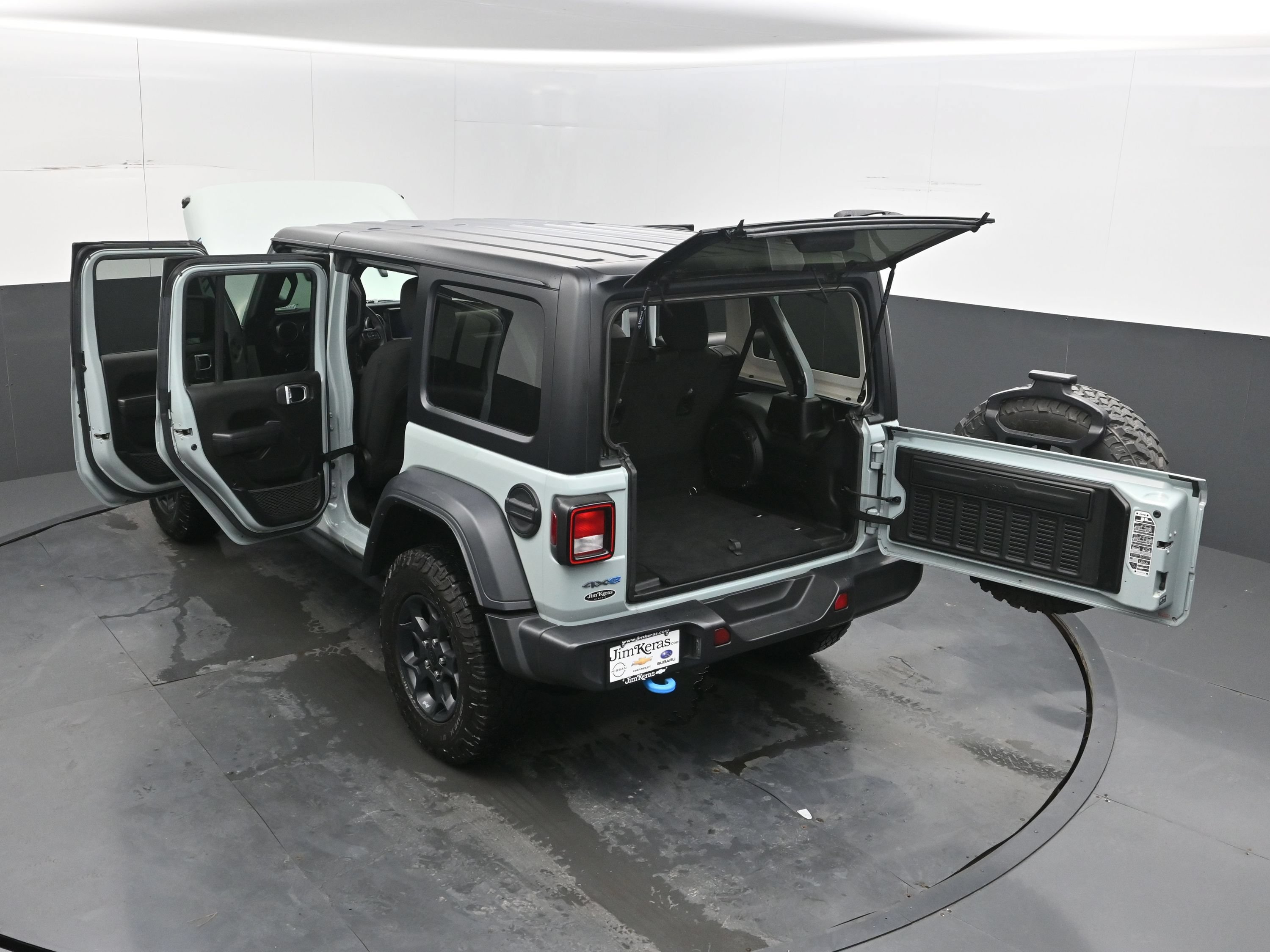Used 2023 Jeep Wrangler Unlimited w/ 8.4" Radio Group AWD/4WD image 45