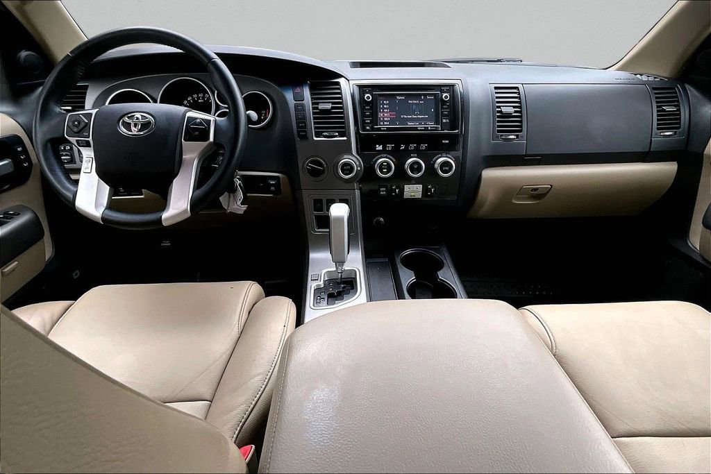 Used 2017 Toyota Sequoia Limited AWD/4WD image 6