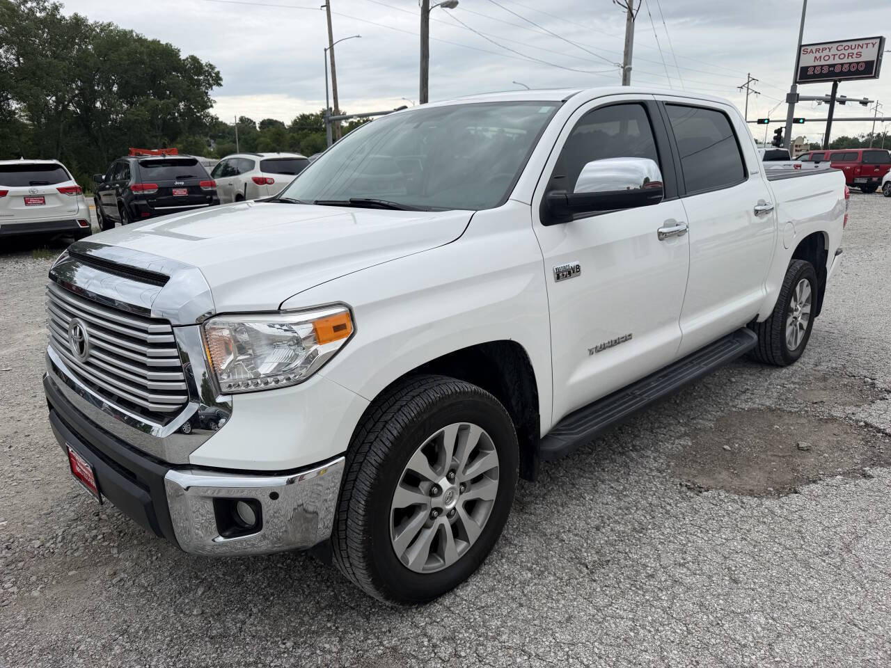Used 2016 Toyota Tundra Limited w/ Limited Premium Package AWD/4WD image 7
