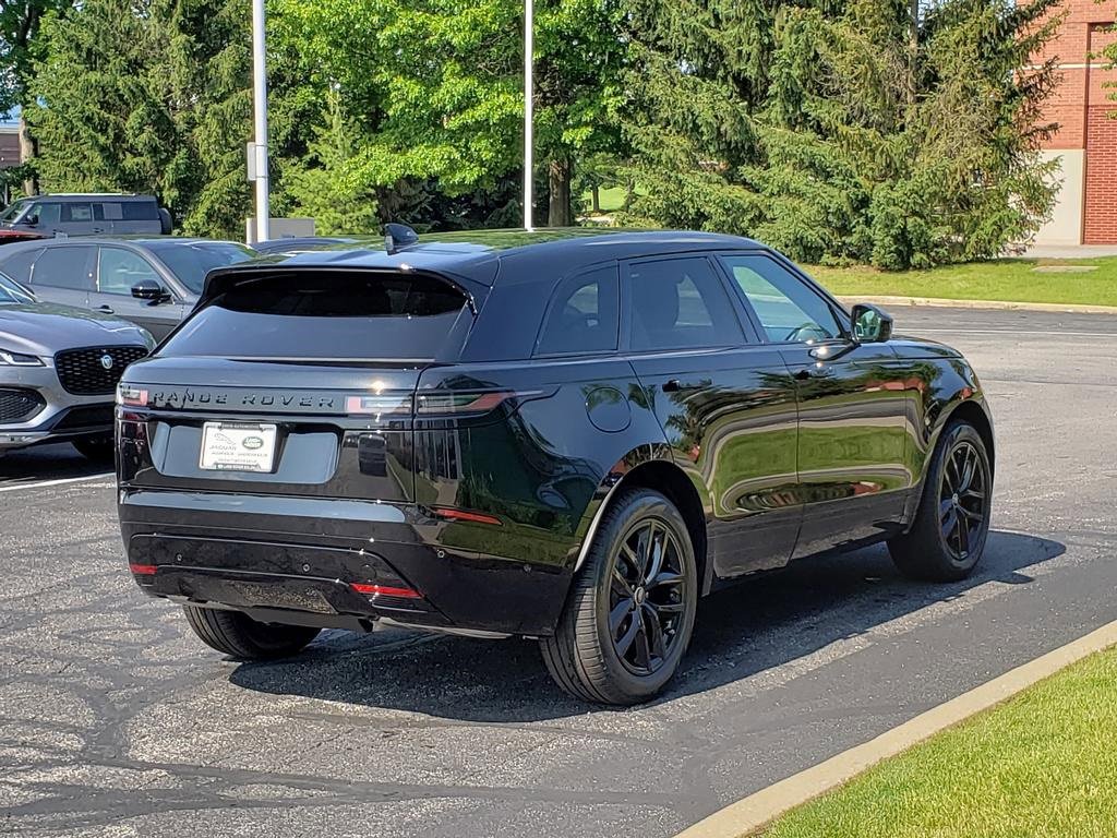 New 2026 Land Rover Range Rover Velar Dynamic SE image 5
