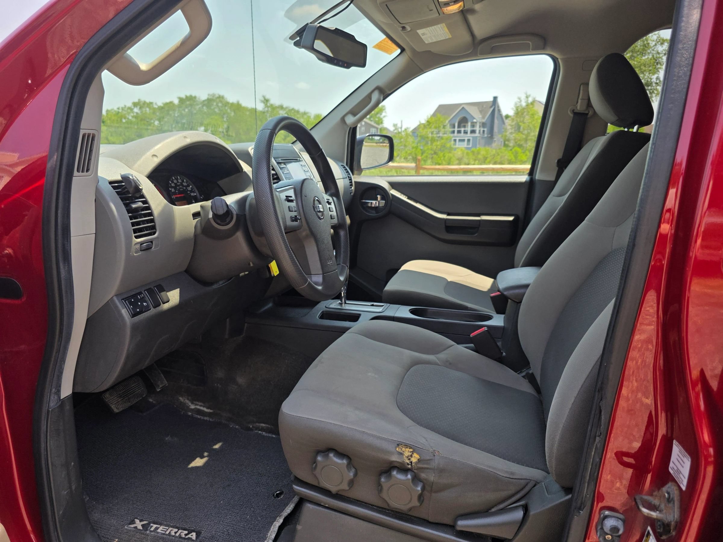 Used 2014 Nissan Xterra S AWD/4WD image 9
