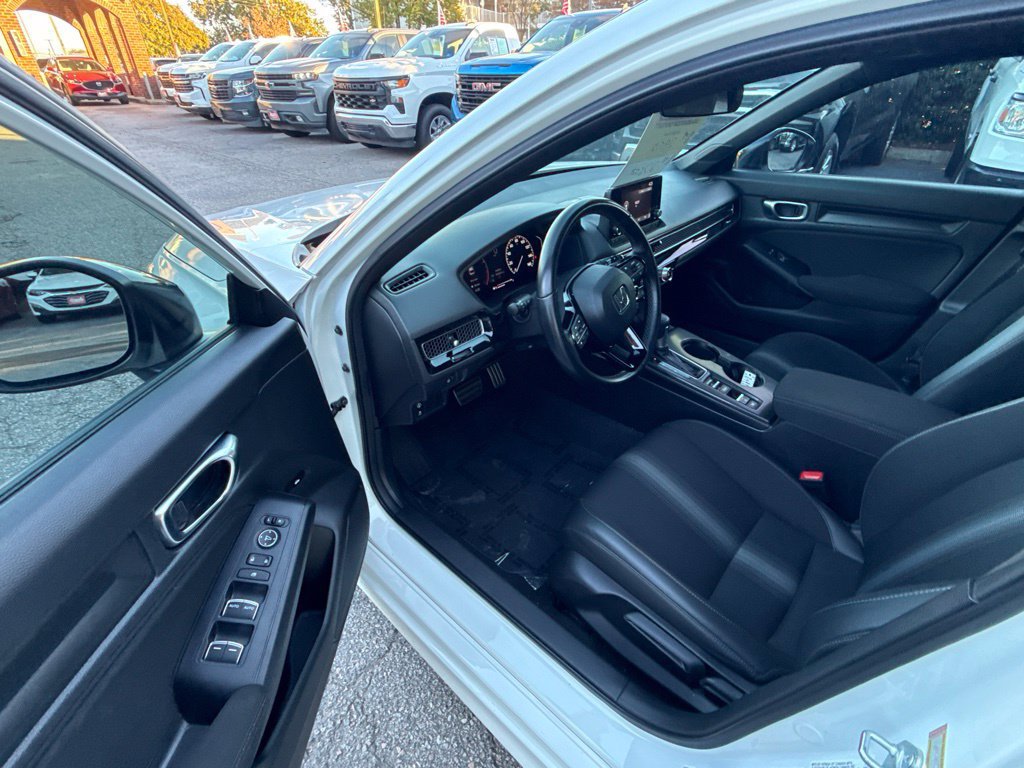 Used 2024 Honda Civic Sport image 12