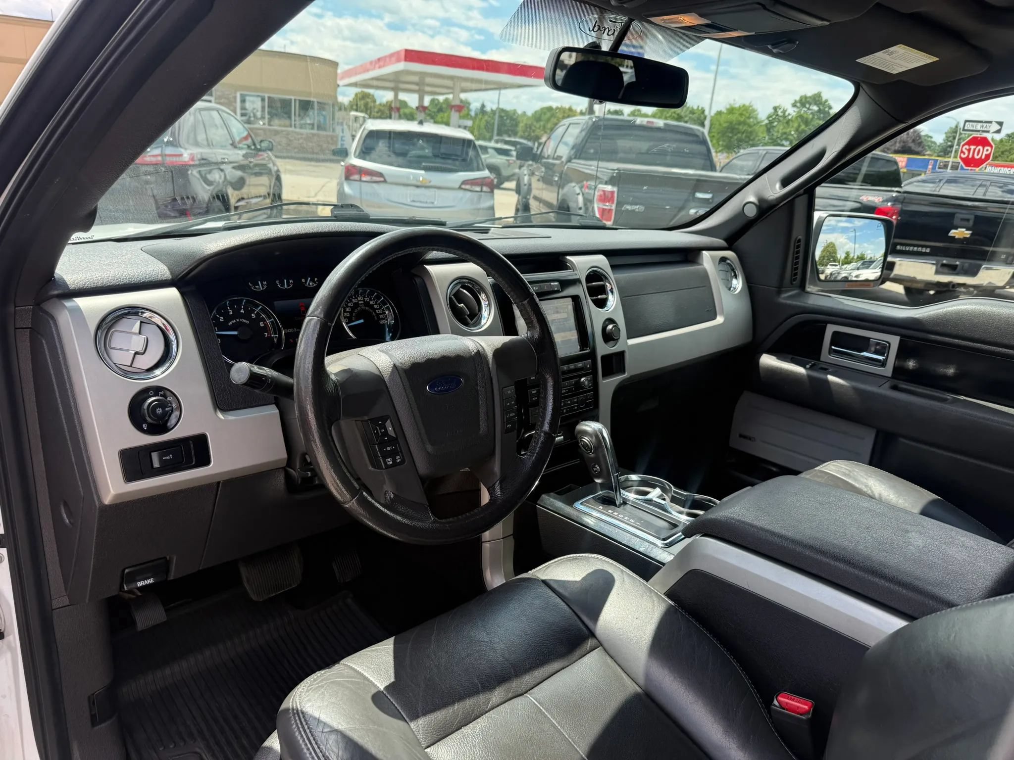 Used 2011 Ford F150 FX4 w/ FX Luxury Pkg AWD/4WD image 18