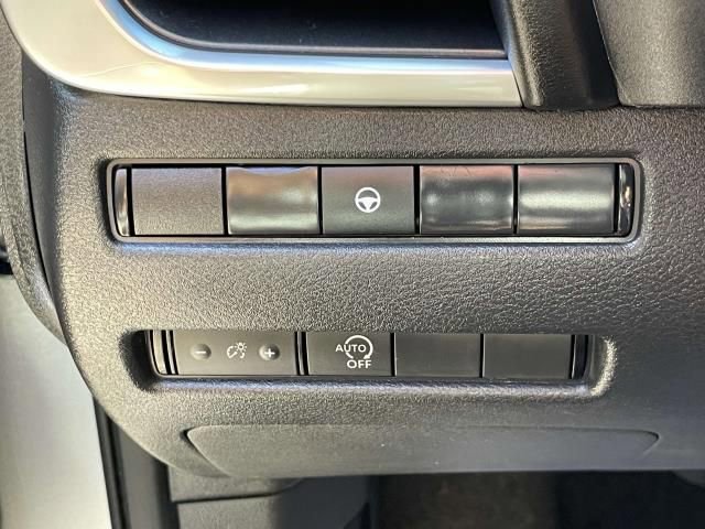 Certified 2023 Nissan Rogue SV image 19