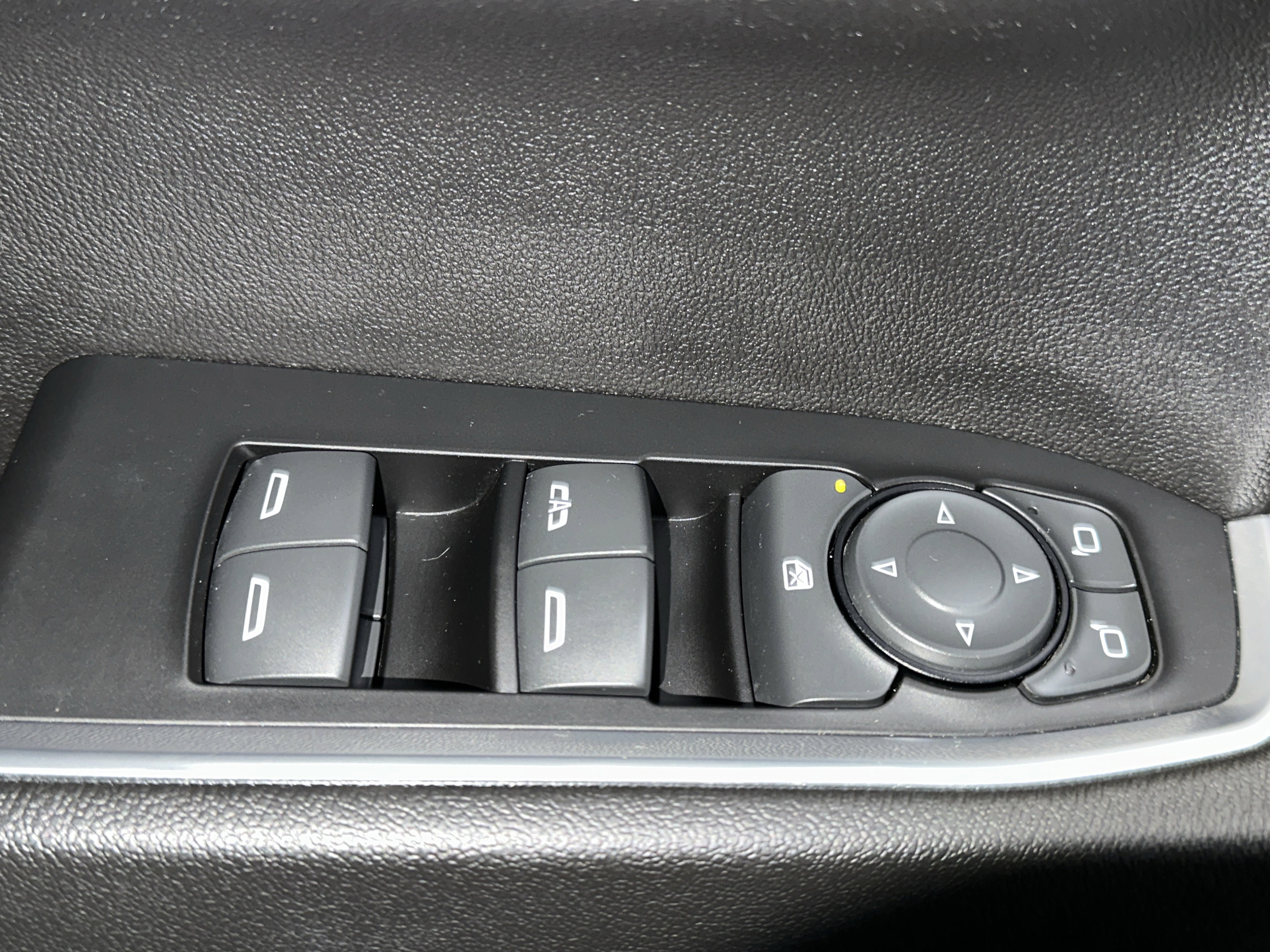 Used 2023 Chevrolet Silverado 1500 RST w/ Rally Edition image 21