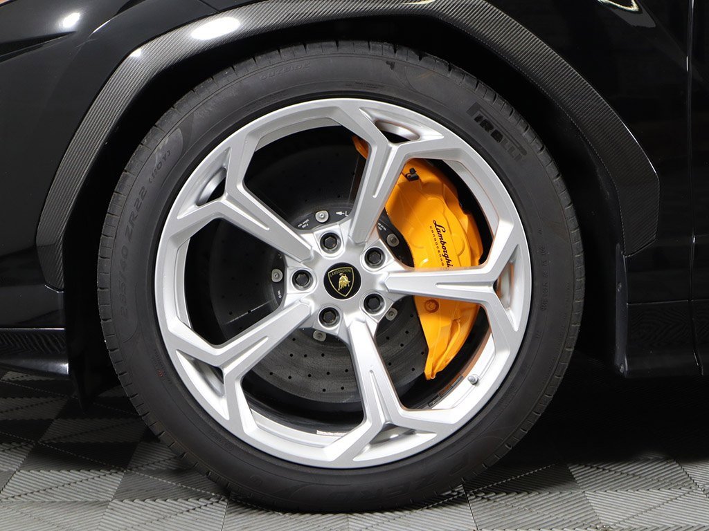 Used 2022 Lamborghini Urus image 26