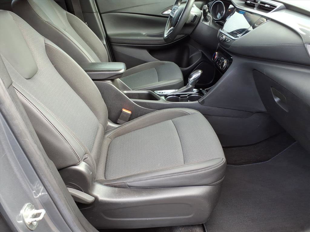 Used 2022 Buick Encore GX Preferred w/ Cold Weather Comfort Package image 9