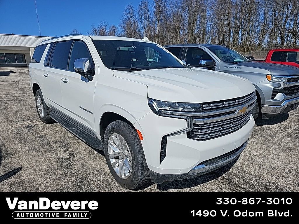 Used 2023 Chevrolet Suburban Premier image 1