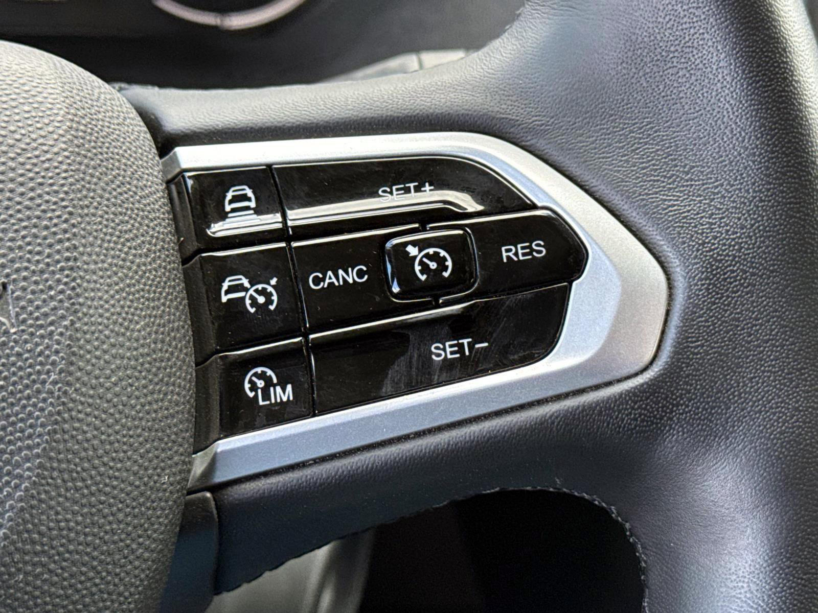 Used 2024 RAM ProMaster 3500 image 17