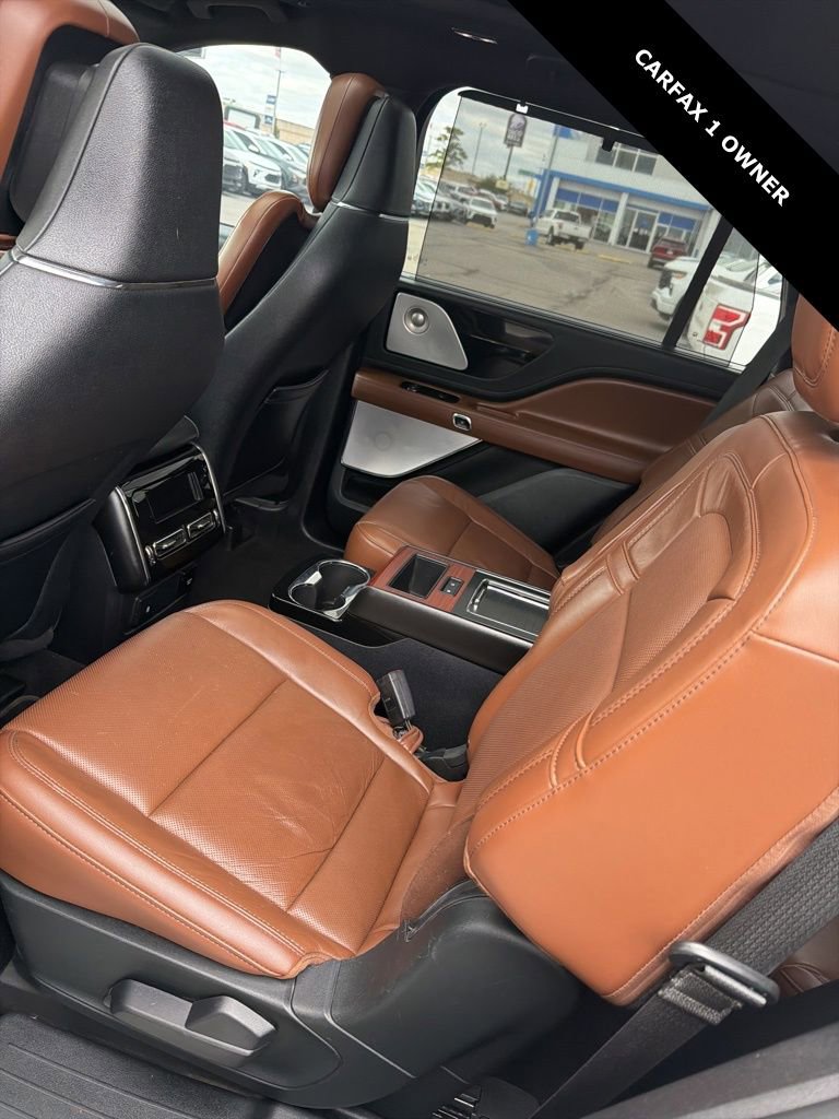 Used 2021 Lincoln Aviator Reserve w/ Equipment Group 202A image 13