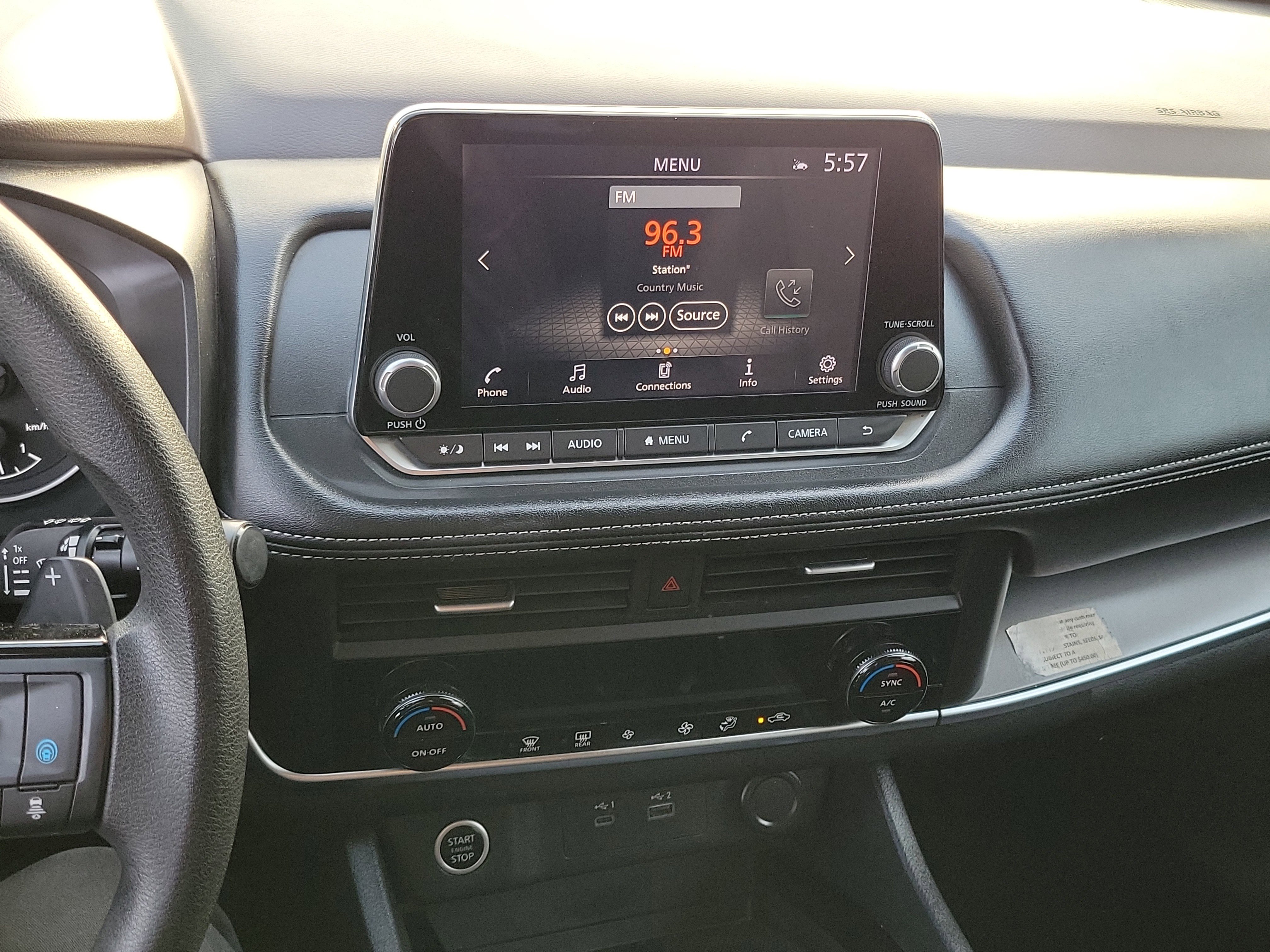 Used 2023 Nissan Rogue SV image 11