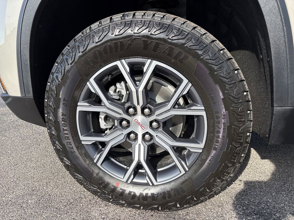New 2026 GMC Acadia AT4 w/ Luxury Package image 53