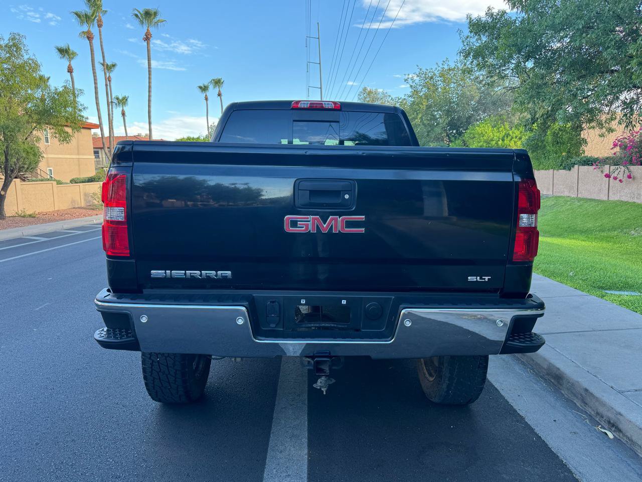 Used 2015 GMC Sierra 1500 SLT w/ SLT Crew Cab Value Package AWD/4WD image 59