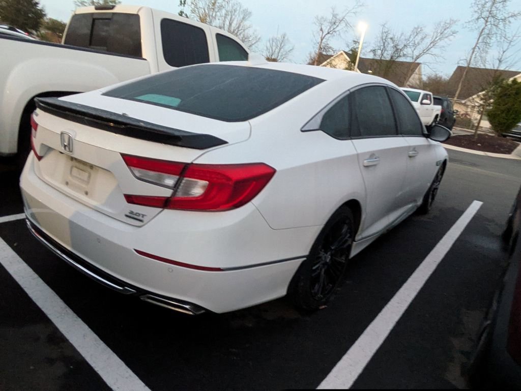 Used 2019 Honda Accord Touring image 6