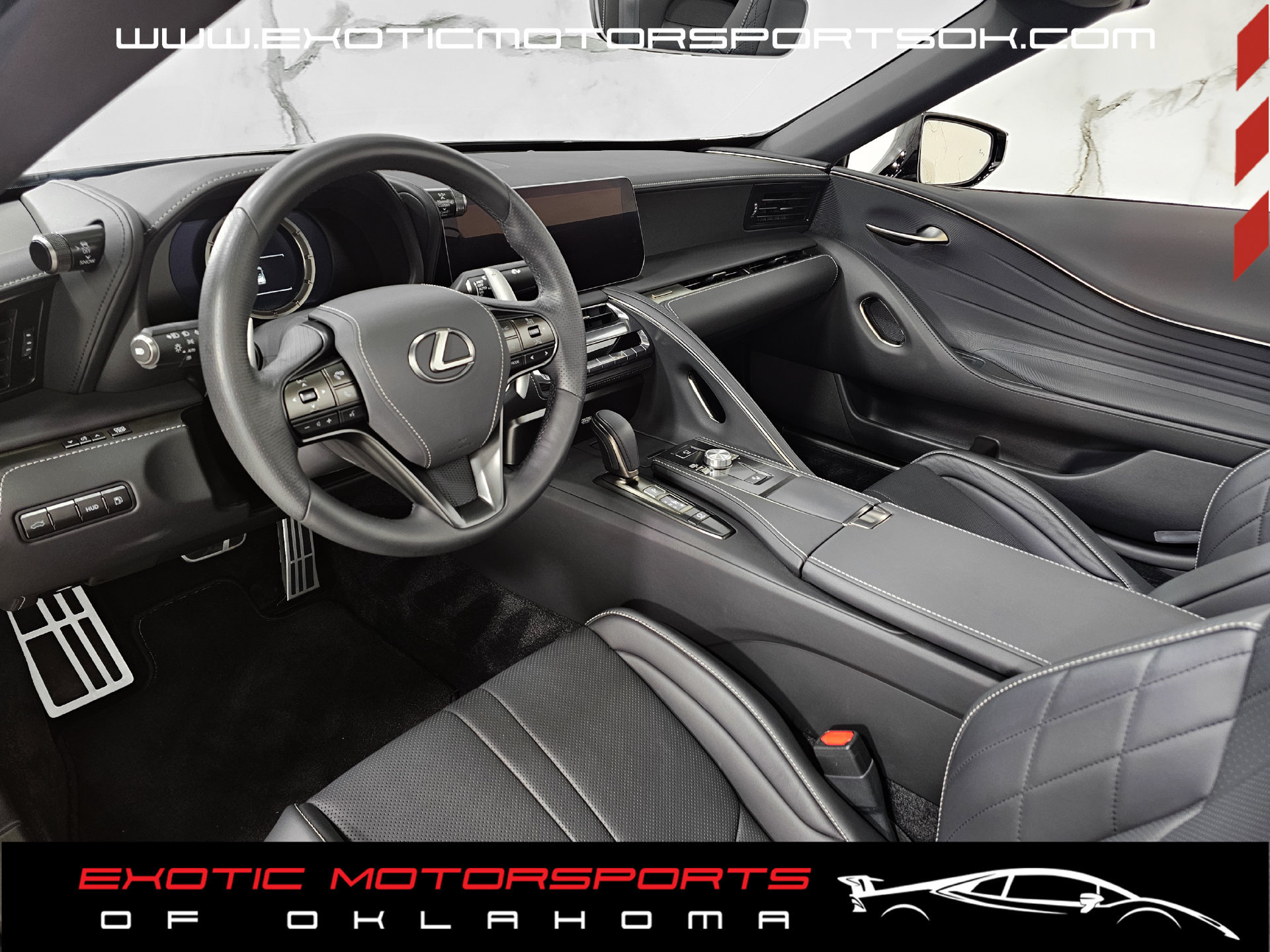 Used 2024 Lexus LC 500 Convertible w/ Touring Package RWD image 28