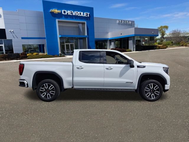 Used 2024 GMC Sierra 1500 AT4 w/ Technology Package AWD/4WD image 28