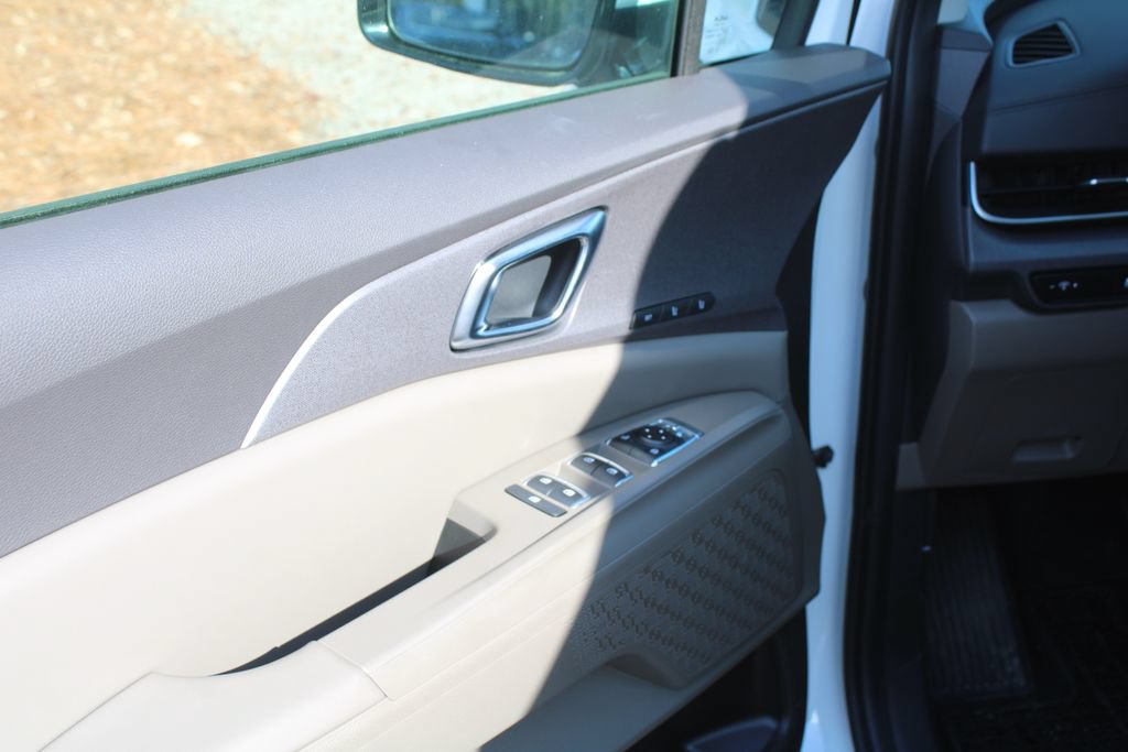 New 2027 Kia Carnival SX FWD image 25