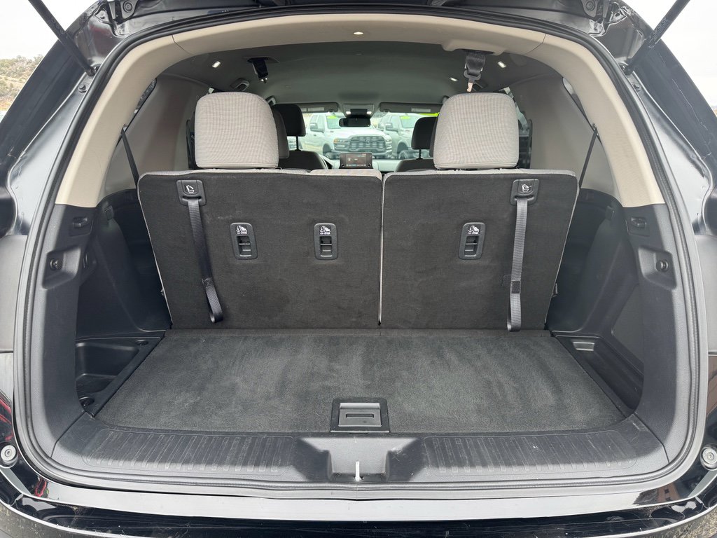 Used 2024 Honda Pilot LX image 11