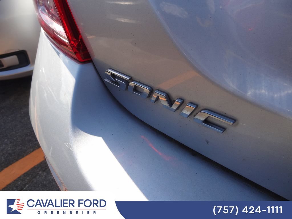 Used 2018 Chevrolet Sonic LT w/ Convenience Package FWD image 15