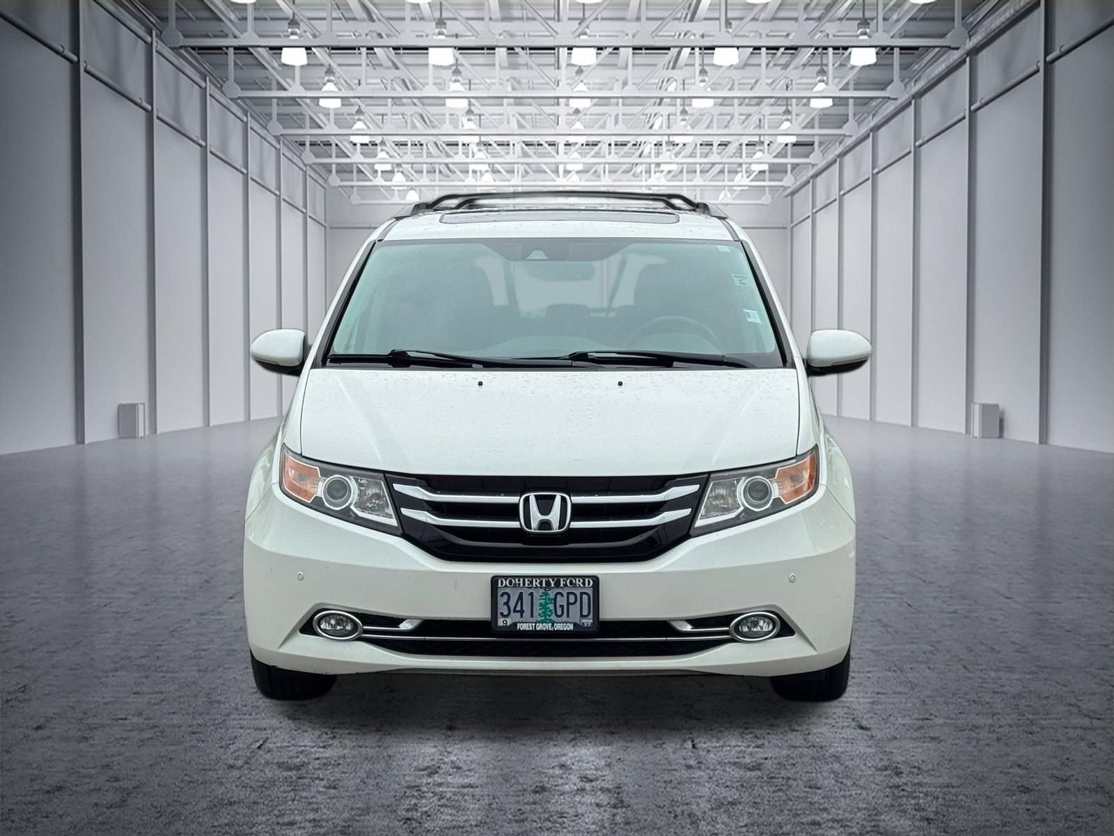 Used 2014 Honda Odyssey Touring Elite image 12