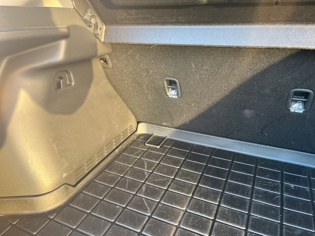 Used 2021 Hyundai Kona Limited image 27