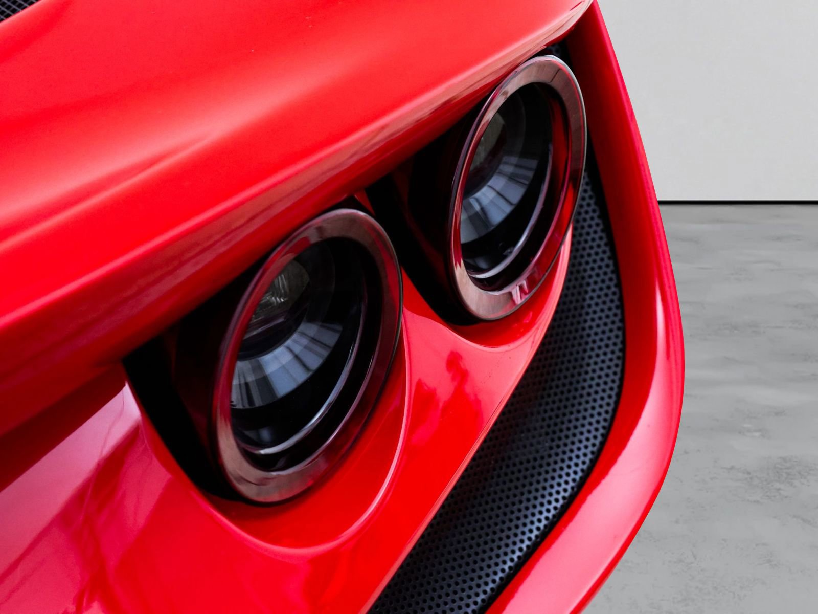 Used 2021 Ferrari F8 Tributo RWD image 15