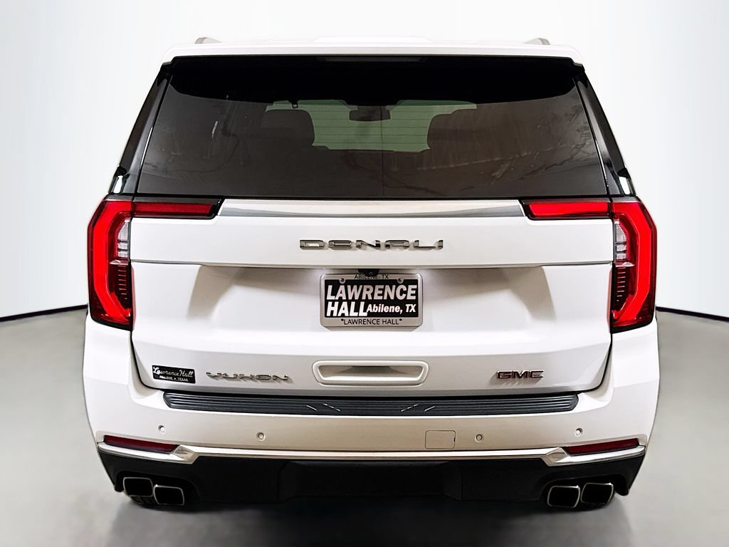 Certified 2025 GMC Yukon Denali AWD/4WD image 5