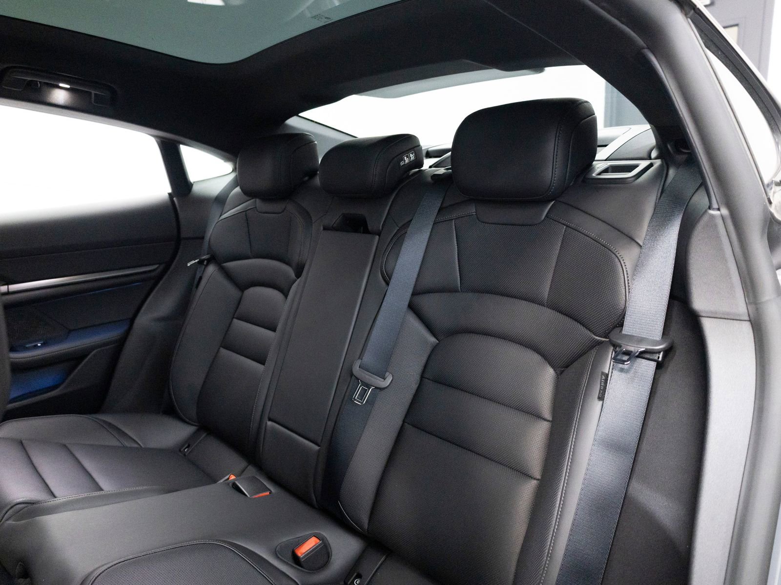 New 2026 Porsche Taycan image 28