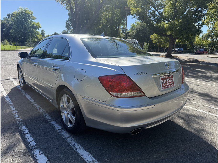 Used 2005 Acura RL AWD/4WD image 3